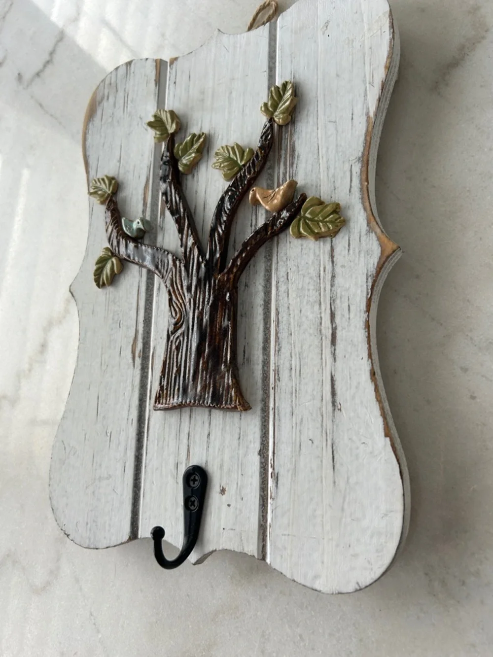 Rustic Tree Wall Hook with Green Leaves and Birds - Home Wall Decor